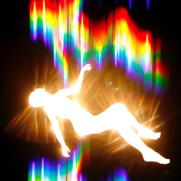 Meet your Posher, Laura - Picture 1 of 1